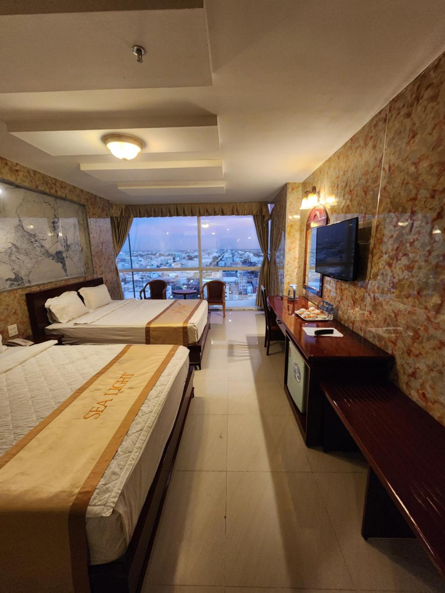 Sea Light Hotel Rạch Giá Buitenkant foto